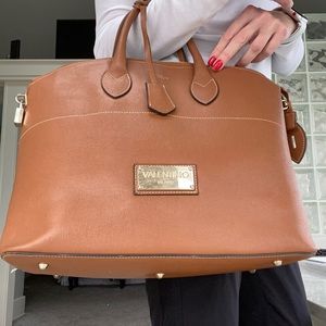 Authentic Valentino bag in great condition